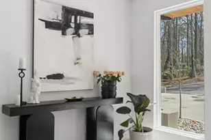 2746 Emerald Dr, Jonesboro, GA 30236 - Photo 8