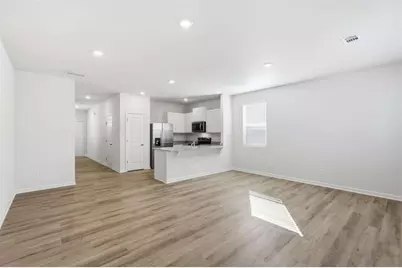 5971 Skylar Drive, Atlanta, GA 30336 - Photo 4