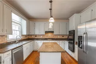 6215 Bannerhorn Run, Alpharetta, GA 30005 - Photo 8