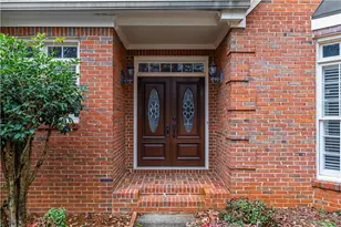 6215 Bannerhorn Run, Alpharetta, GA 30005 - Photo 2