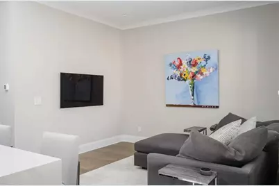 4518 Collins Avenue, Atlanta, GA 30342 - Photo 14