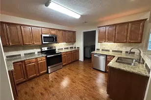 58 Thornberry Ln, Jefferson, GA 30549 - Photo 6