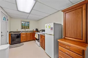 684 Honeysuckle Rd, Gainesville, GA 30501 - Photo 32