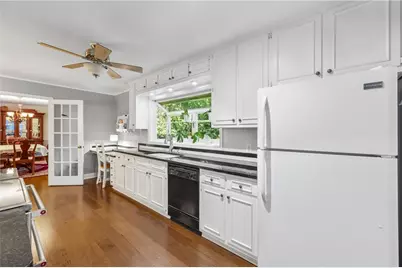 684 Honeysuckle Road, Gainesville, GA 30501 - Photo 16