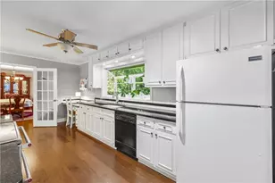 684 Honeysuckle Rd, Gainesville, GA 30501 - Photo 16