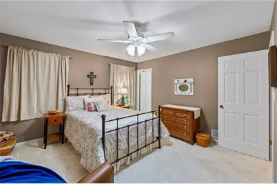 684 Honeysuckle Road, Gainesville, GA 30501 - Photo 20