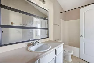 5100 Windsor Forrest Lane, College Park, GA 30349 - Photo 18