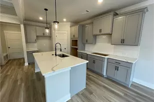 165 Bramblewood Dr, Winder, GA 30680 - Photo 2