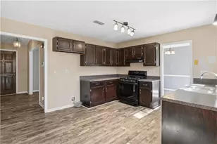 3205 Pond Ridge Trail, Snellville, GA 30078 - Photo 10