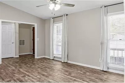 3205 Pond Ridge Trail, Snellville, GA 30078 - Photo 4