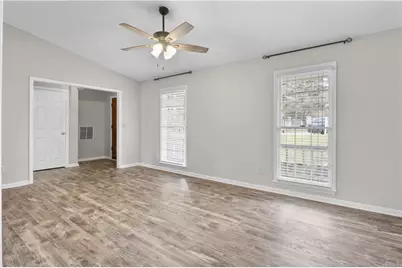 3205 Pond Ridge Trail, Snellville, GA 30078 - Photo 4