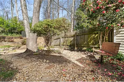 2772 Saint Charles Lane NW, Kennesaw, GA 30144 - Photo 32