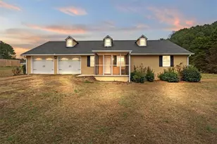 40 L Z Jackson Rd, Bowdon, GA 30108 - Photo 1