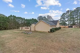 40 L Z Jackson Rd, Bowdon, GA 30108 - Photo 28