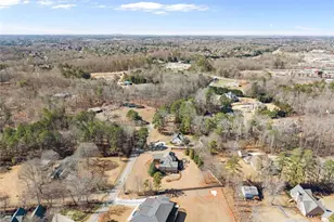 1875 Southers Cir, Suwanee, GA 30024 - Photo 80