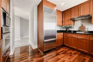 700 Park Regency Pl, Atlanta, GA 30326 - Photo 6