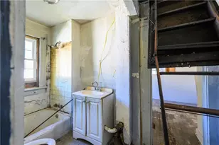 728 Center Hill Ave NW, Atlanta, GA 30318 - Photo 8