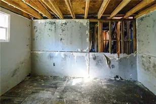 728 Center Hill Ave NW, Atlanta, GA 30318 - Photo 14