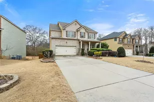 4910 Carriage Bridge Ln, Cumming, GA 30040 - Photo 2