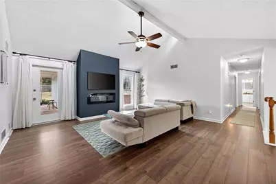 721 Shannon Green Circle SW, Mableton, GA 30126 - Photo 2