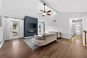 721 Shannon Green Cir SW, Mableton, GA 30126 - Photo 2