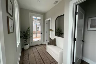 498 Burroughs St SE, Atlanta, GA 30315 - Photo 2