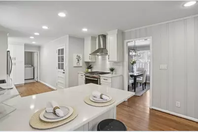 2736 Hunting Hill Lane, Decatur, GA 30033 - Photo 6