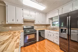 216 Cedar Valley Ct, Canton, GA 30115 - Photo 4