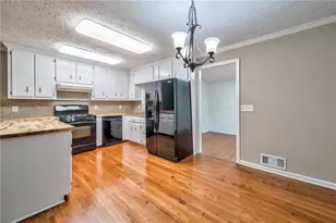 216 Cedar Valley Ct, Canton, GA 30115 - Photo 2