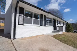 296 Rockin Hill Dr SW, Marietta, GA 30060 - Photo 4