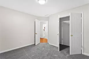 1042 Pennsylvania Run NE, Lawrenceville, GA 30043 - Photo 18