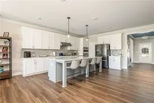 908 Summit Dr, Canton, GA 30114 - Photo 6