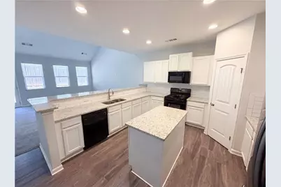943 Liberty Bell Run, Hoschton, GA 30548 - Photo 8