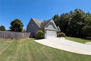 943 Liberty Bell Run, Hoschton, GA 30548 - Photo 40