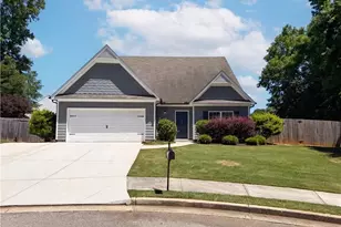 943 Liberty Bell Run, Hoschton, GA 30548 - Photo 1