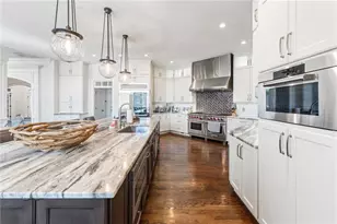 6220 Clifton Cir, Suwanee, GA 30024 - Photo 4