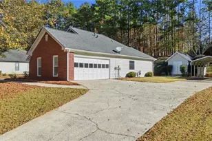 2515 Churchill Downs, Cumming, GA 30041 - Photo 12