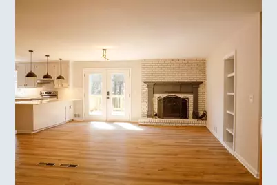 95 Simpson Drive NE, Kennesaw, GA 30144 - Photo 8