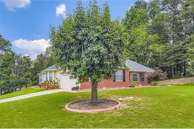 1736 Mossy Rock Cove, Lithonia, GA 30058 - Photo 4