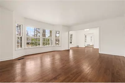 2360 Young Drive, College Park, GA 30337 - Photo 8