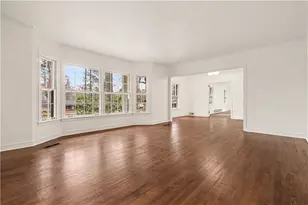 2360 Young Dr, College Park, GA 30337 - Photo 8