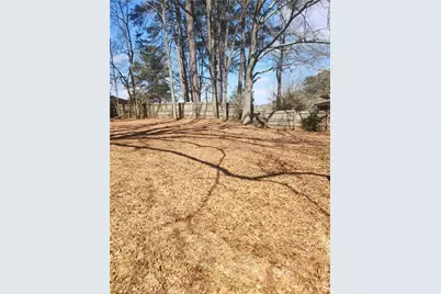 2513 Graywall Street, East Point, GA 30344 - Photo 6