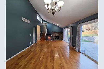 3288 Timber Bluff Drive NE, Marietta, GA 30062 - Photo 6