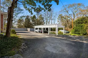 3694 Peachtree Rd NE, Atlanta, GA 30319 - Photo 16