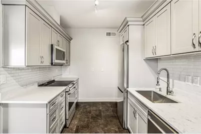 3694 Peachtree Road NE #A4, Atlanta, GA 30319 - Photo 8