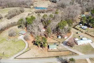 4302 Franklin Goldmine Rd, Cumming, GA 30028 - Photo 2