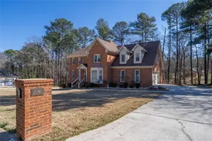 2060 Lyda Ln, Loganville, GA 30052 - Photo 2