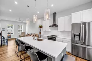 2022 Bixby Byway Road SE, Atlanta, GA 30317 - Photo 8