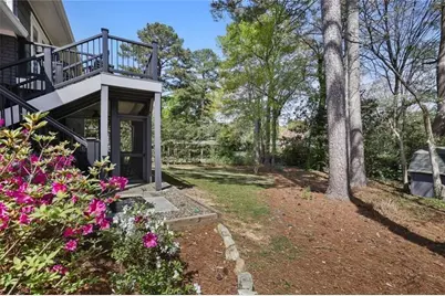 677 Hillandale Circle SW, Marietta, GA 30064 - Photo 34