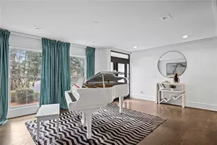 6260 River Overlook Dr, Atlanta, GA 30328 - Photo 2